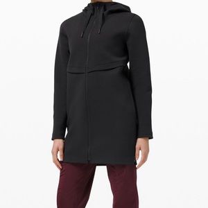 Lululemon long horizons jacket